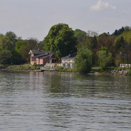 Fischwirtshaus Landmotel Die Donaurast Persenbeug Exterior foto